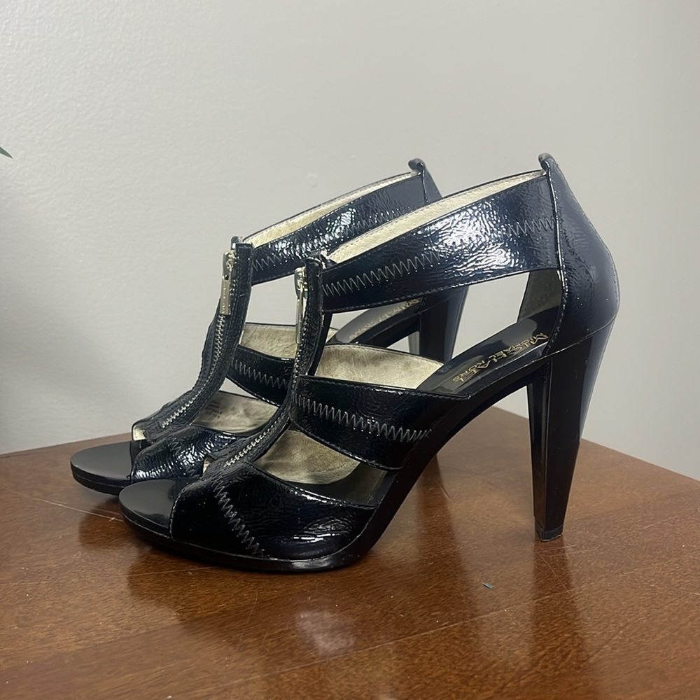 Michael Kors heel - Picture 3 of 5